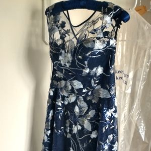 Mother of the Bride gown Teri Jon by Rickie Freeman. Worn for only 6 hours